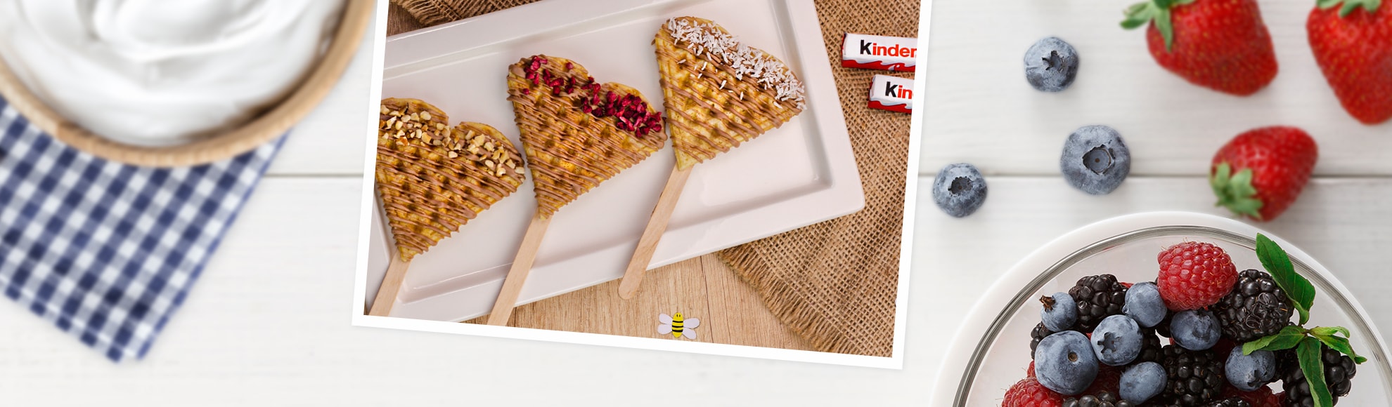 kinder Rezept - Waffelherz-Lollies mit kinder Schokolade kinder Rezept - Waffelherz-Lollies mit kinder Schokolade