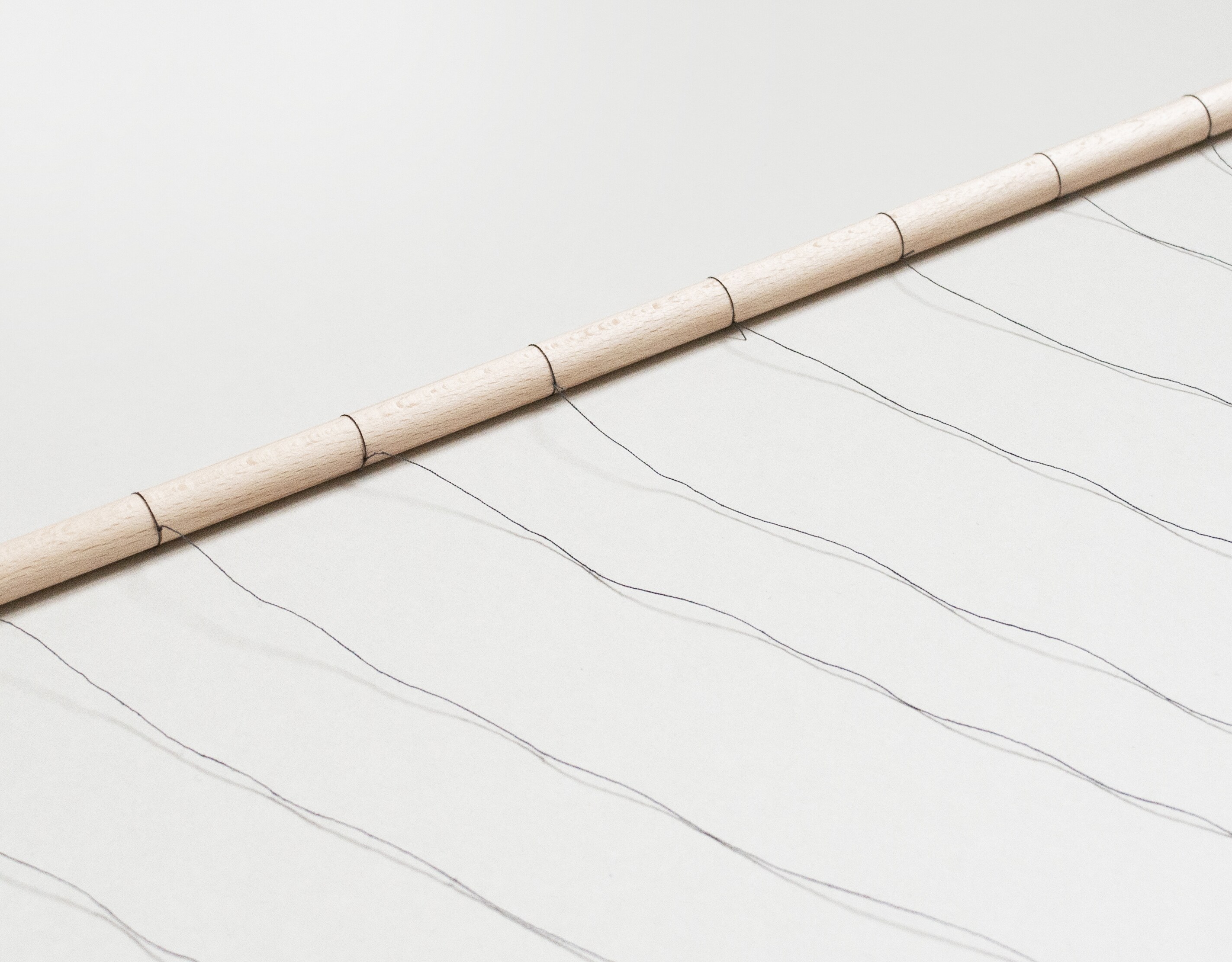 Planeten-Girlande basteln – Kreativ-Ideen - kinder Deutschland Planeten-Girlande basteln – Kreativ-Ideen - kinder Deutschland