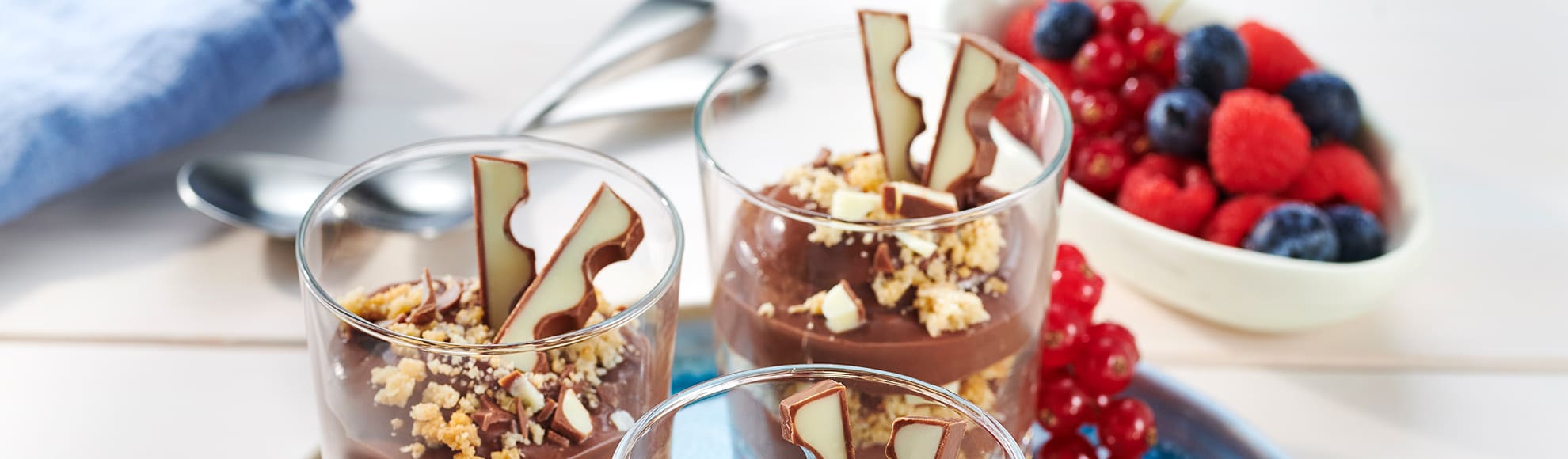 Schichtpudding mit kinder Schokolade