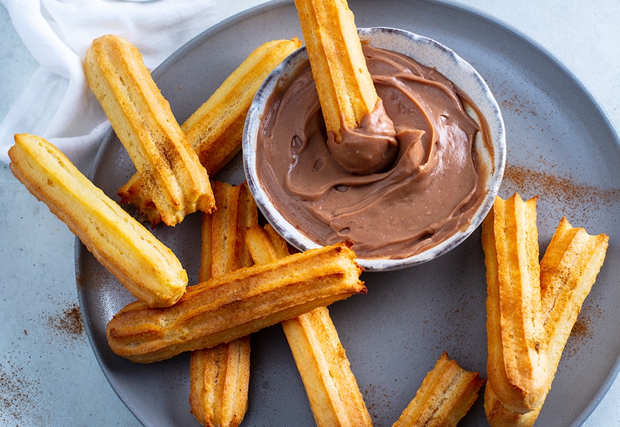 Churros mit kinder Riegel® | kinder Rezepte | kinder® Deutschland Churros mit kinder Riegel® | kinder Rezepte | kinder® Deutschland