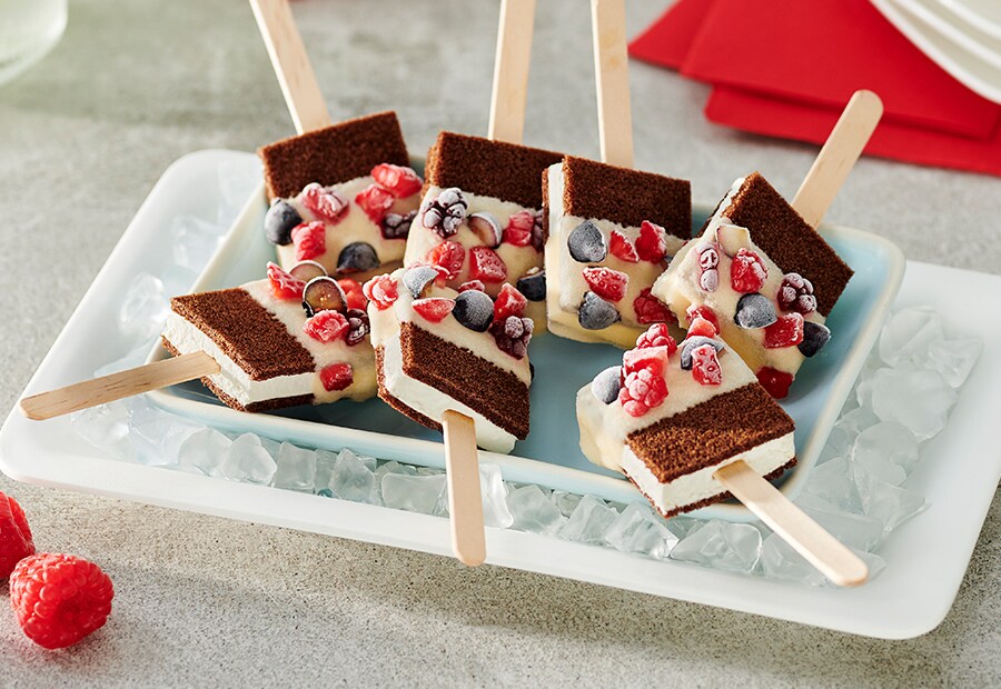 Frozen Milch-Schnitte® mit Cookie-Dough-Glasur 