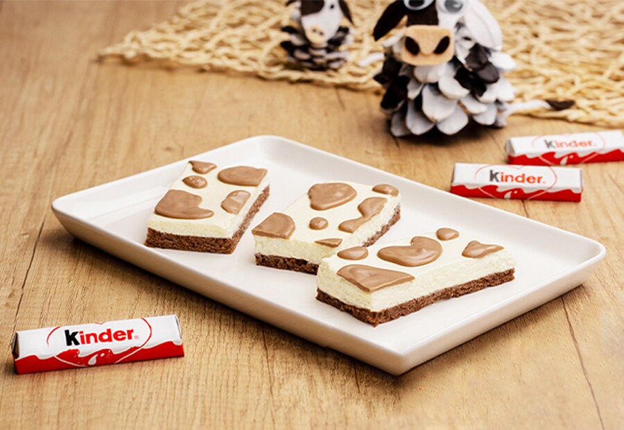 Kuhflecken Kuchen mit kinder Schokolade Kuhflecken Kuchen mit kinder Schokolade