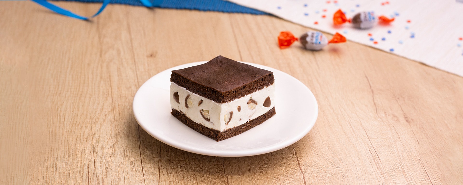kinder Schoko-Bons - Creme-Schoko-Slices mit kinder Schoko-Bons