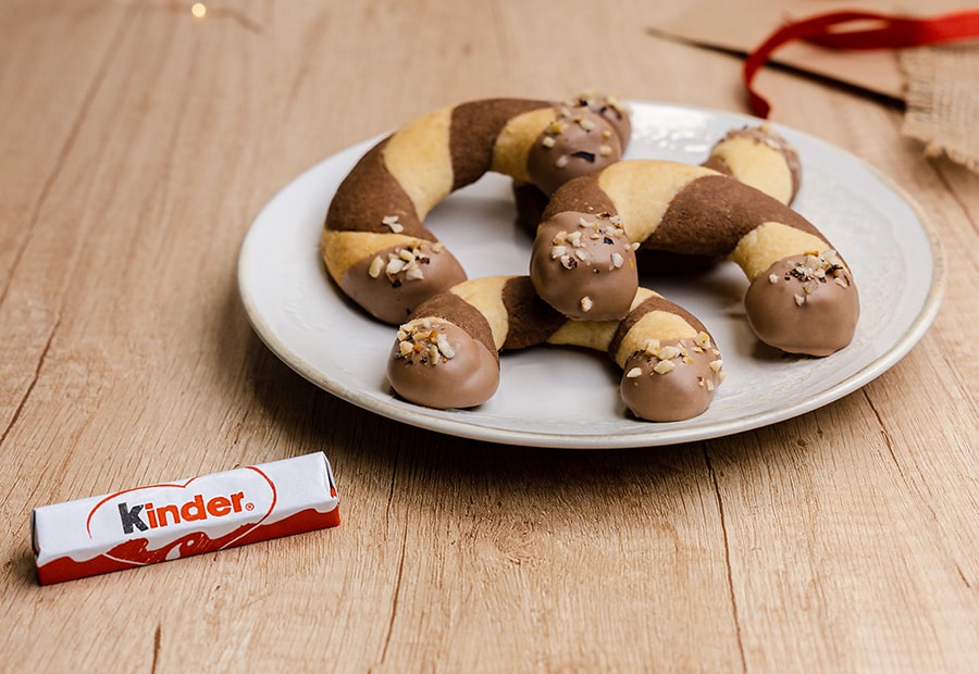 Schokokipferl mit kinder Schokolade Schokokipferl mit kinder Schokolade