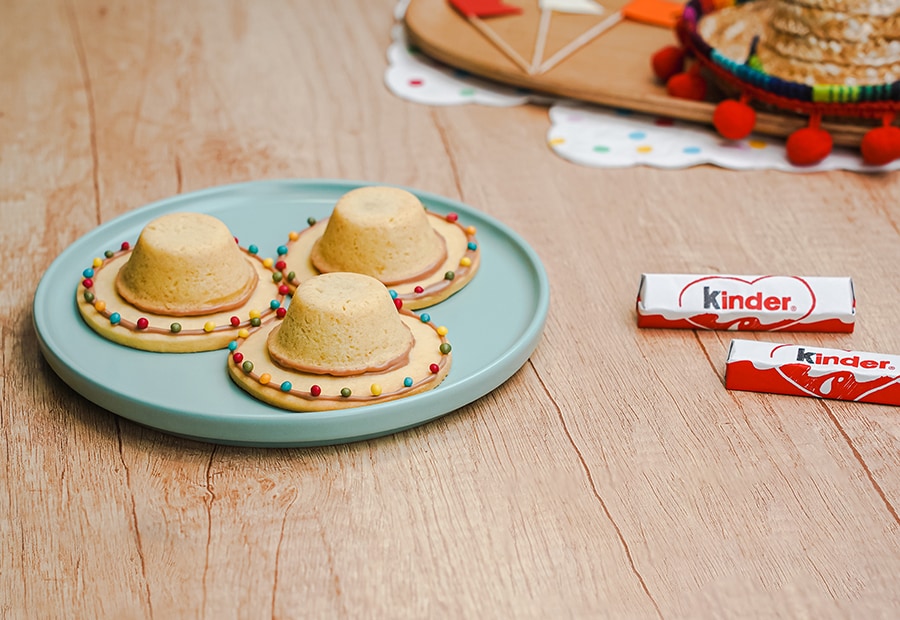 Sombrero-Plätzchen mit kinder Schokolade Sombrero-Plätzchen mit kinder Schokolade