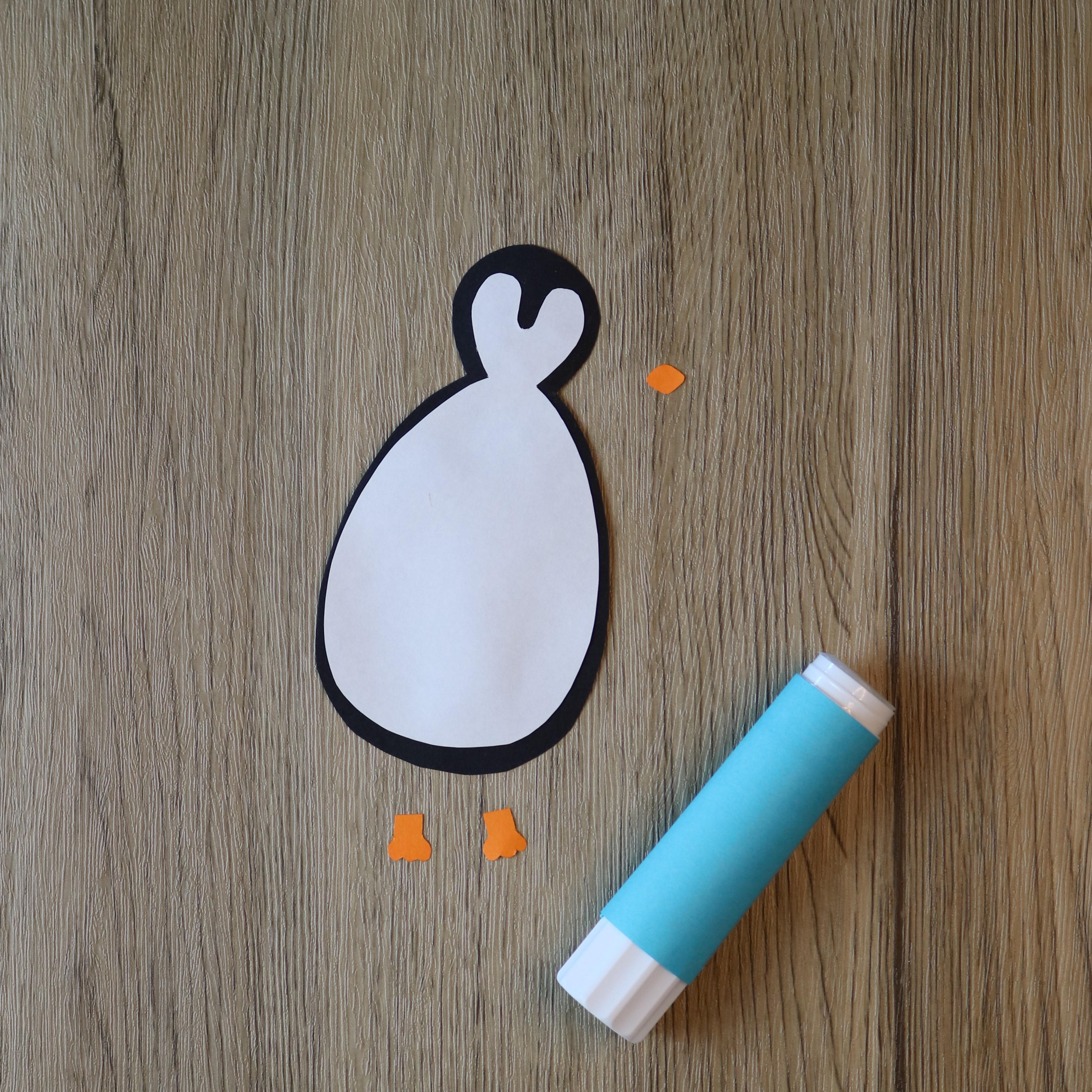 Pinguin Einladungskarte - Schritt 2 Pinguin Einladungskarte - Schritt 2