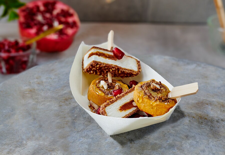 kinder Rezepte - Haselnuss-Roll-Spieße mit kinder Maxi King