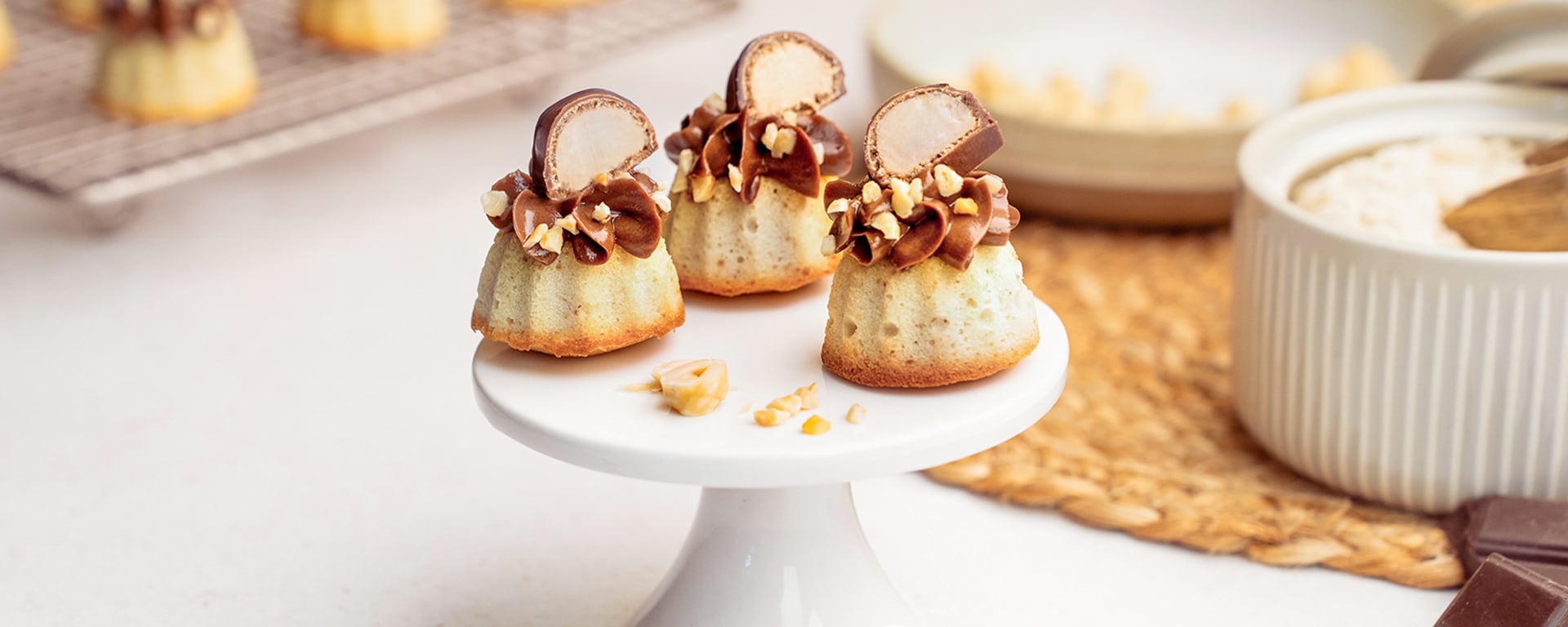 Mini-Gugelhupfe mit kinder bueno - kinder Deutschland Mini-Gugelhupfe mit kinder bueno - kinder Deutschland