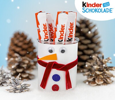 Schneemann-Glas Bastelidee von kinder Schokolade Schneemann-Glas Bastelidee von kinder Schokolade