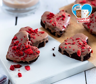 Herz-Schoko-Brownies mit kinder Riegel® | kinder Rezepte | kinder® Deutschland