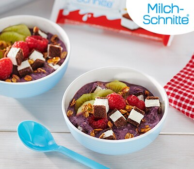 Smoothie-Bowl mit Milch-Schnitte