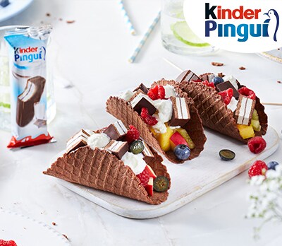 kinder Pinguí Schiffchen mit Obstsalat