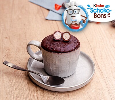kinder Schoko-Bons - Schokotassenkuchen mit kinder Schoko-Bons