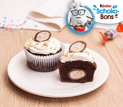 Schoko-Cupcakes mit kinder Schoko-Bons Schoko-Cupcakes mit kinder Schoko-Bons