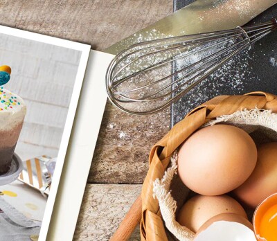 Syntymäpäiväkakku Kinder Schoko-Bons-makeisilla