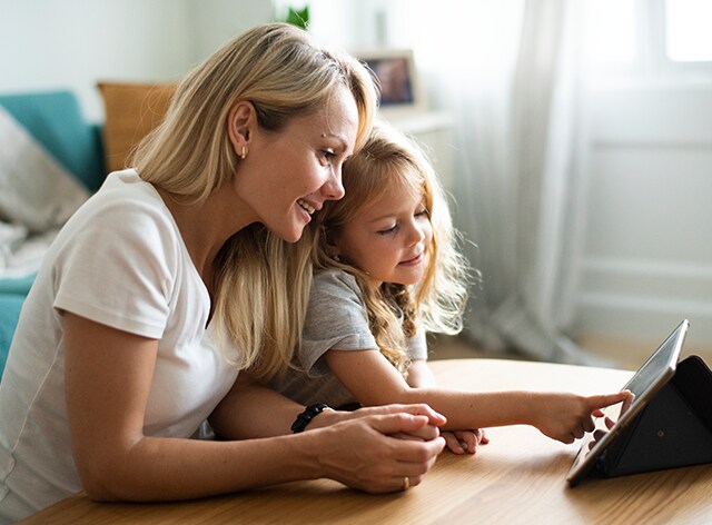 mom-and-daughter-watching-a-cartoon-on-a-digital-t-2022-01-18-23-38-42-utc_640x472.png?t=1712894087