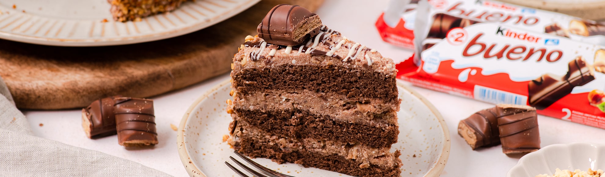 Kinder Bueno teaser media_0110