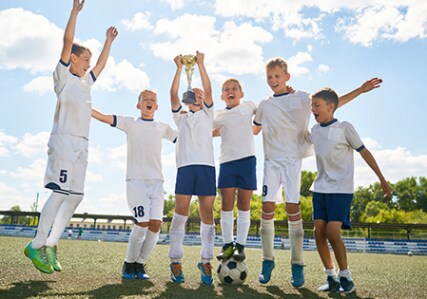 Kinder Joy of Moving teaser 01