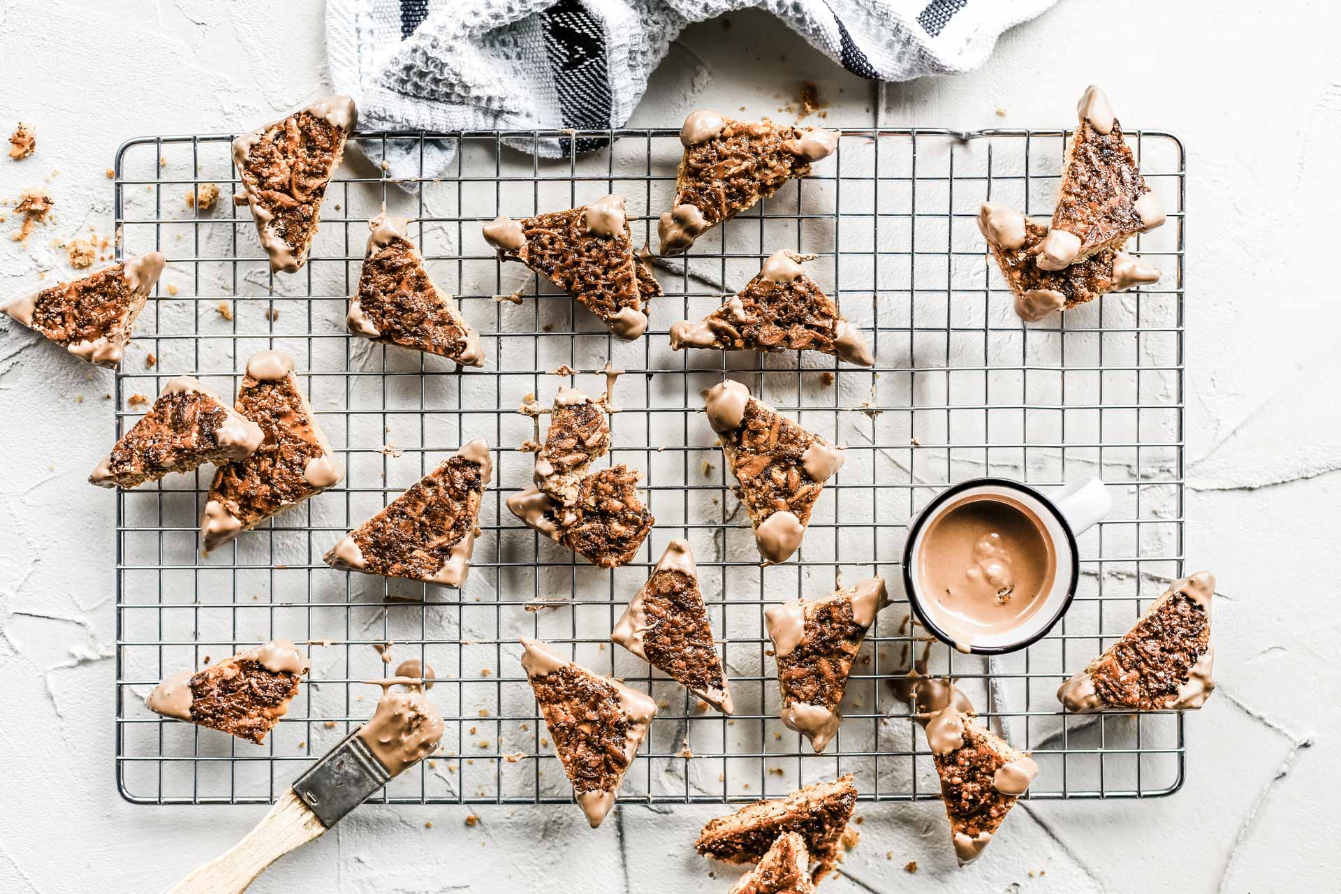 Crocante de nuez con Kinder® Maxi