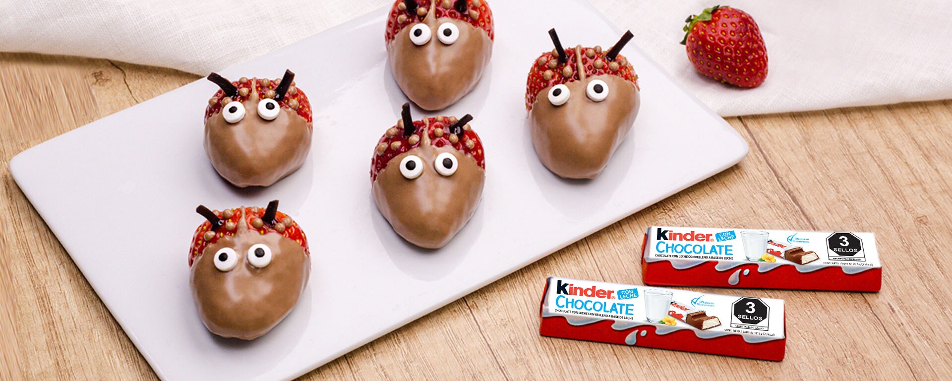 Mariquitas de fresa con Kinder® Chocolate header