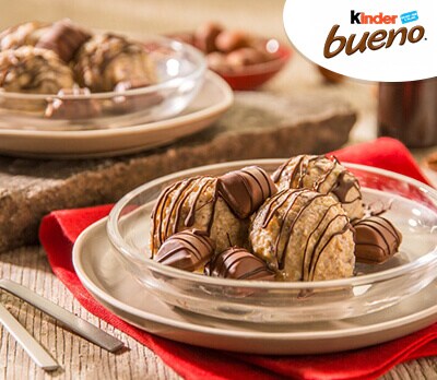 Helado de avellanas cubierto de chocolate Kinder Bueno