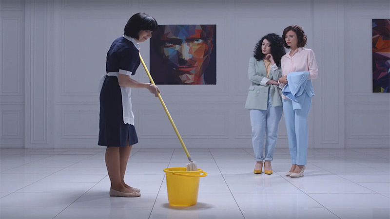 kinder bueno video cover 2