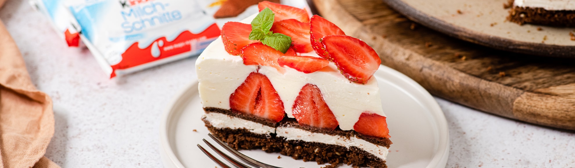 KMS sirna torta z jagodami media teaser