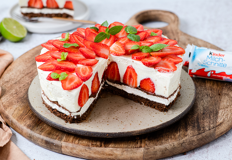 KMS sirna torta z jagodami mobile teaser