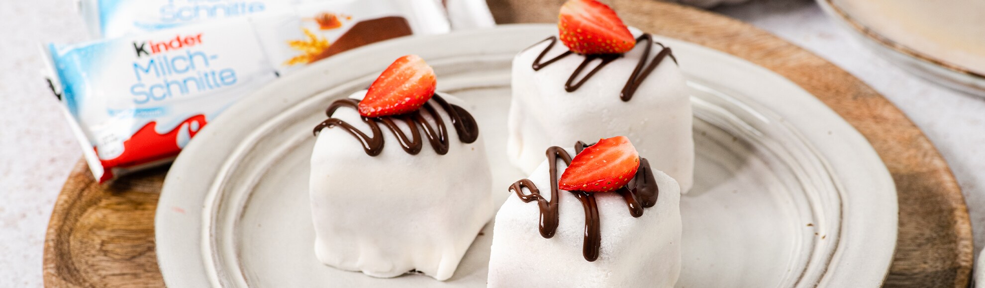 Kinder KMS  mini tart z jagodami_media teaser