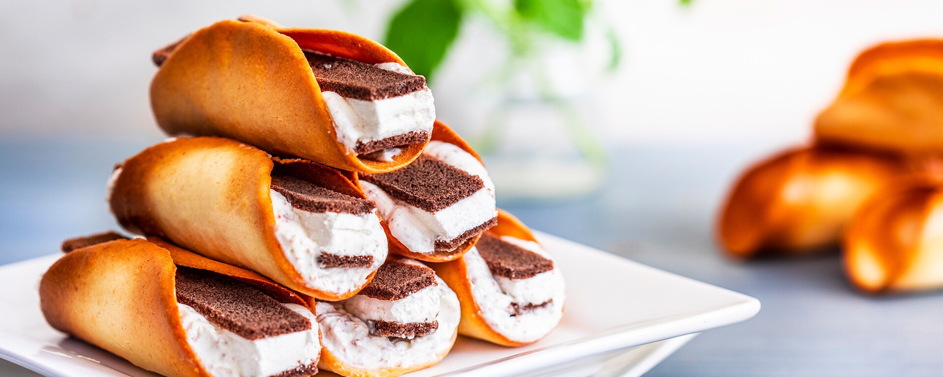 Kinder Milch Schnitte cannoli