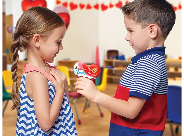 Kinder Valentines 2025 - Social Tile 2